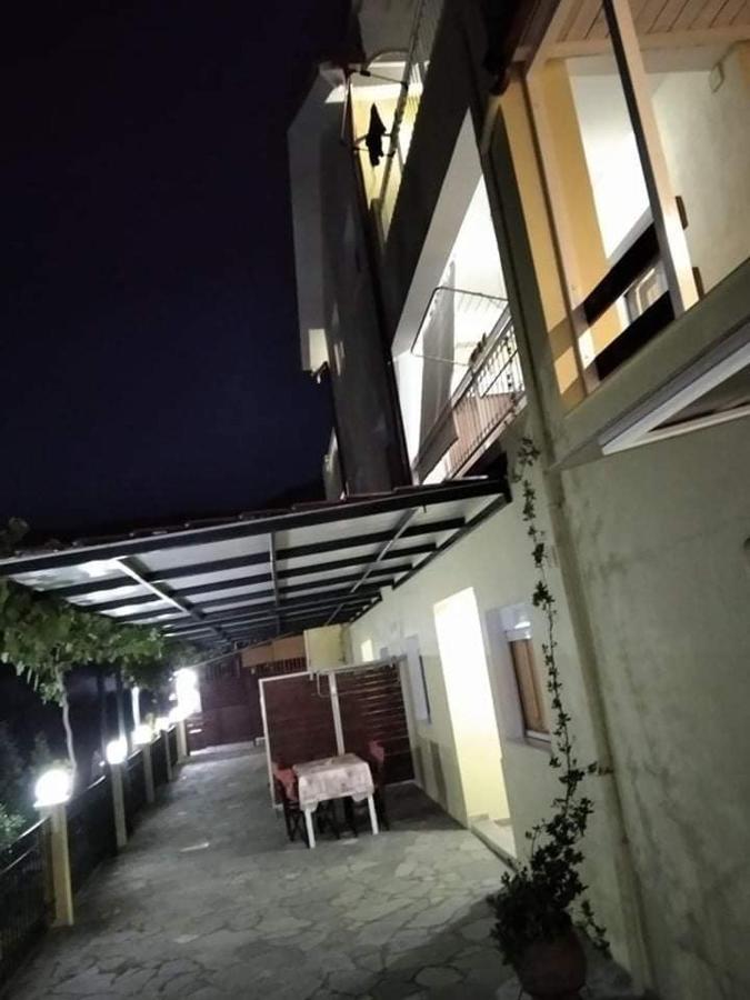 Nestor Apartments خْريسيا أموذيا المظهر الخارجي الصورة
