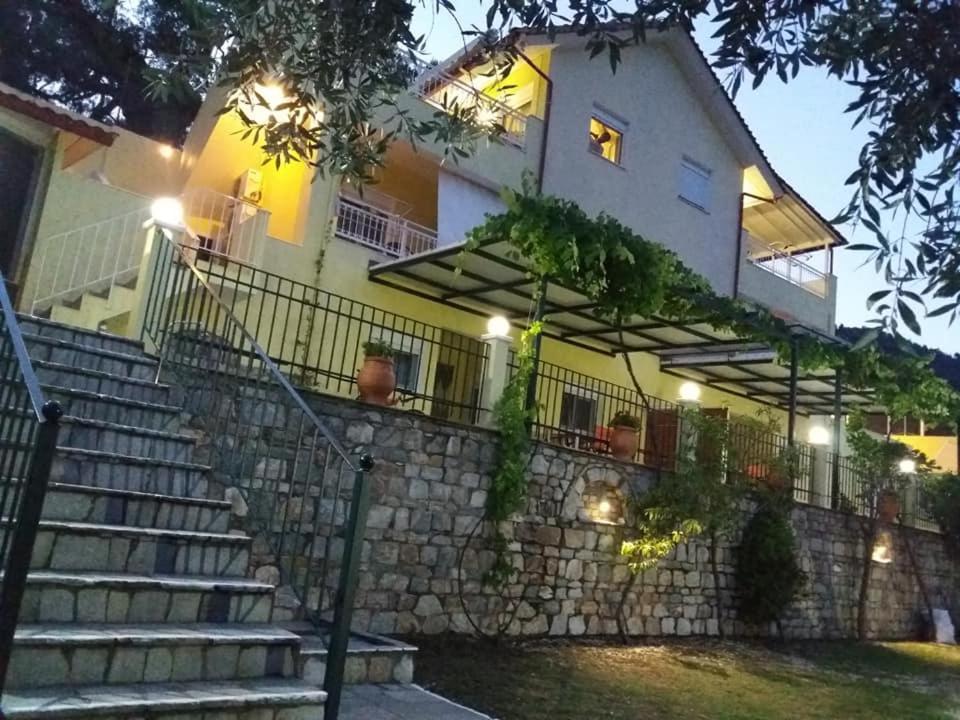 Nestor Apartments خْريسيا أموذيا المظهر الخارجي الصورة